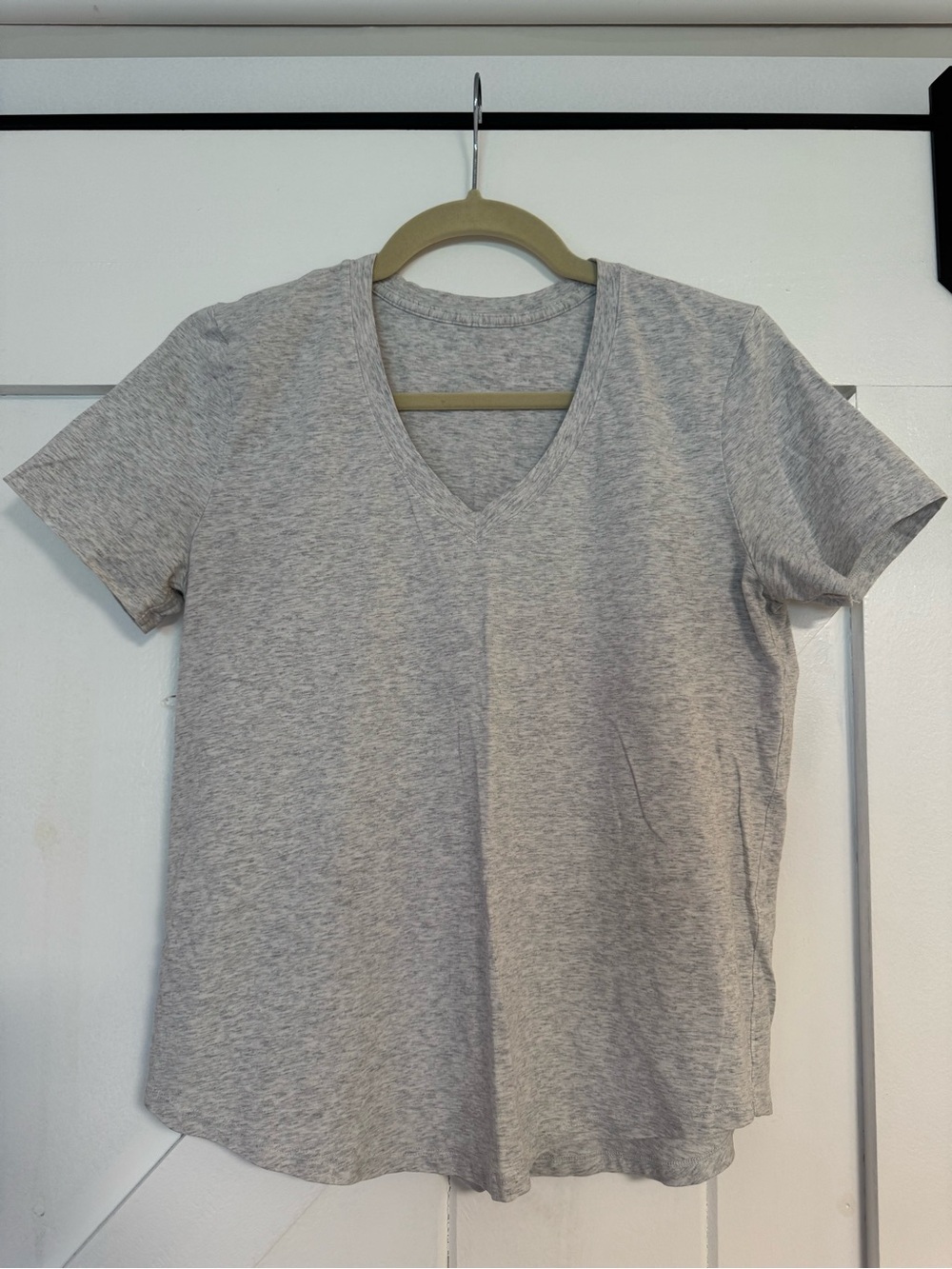 Lulu light gray love tee 6